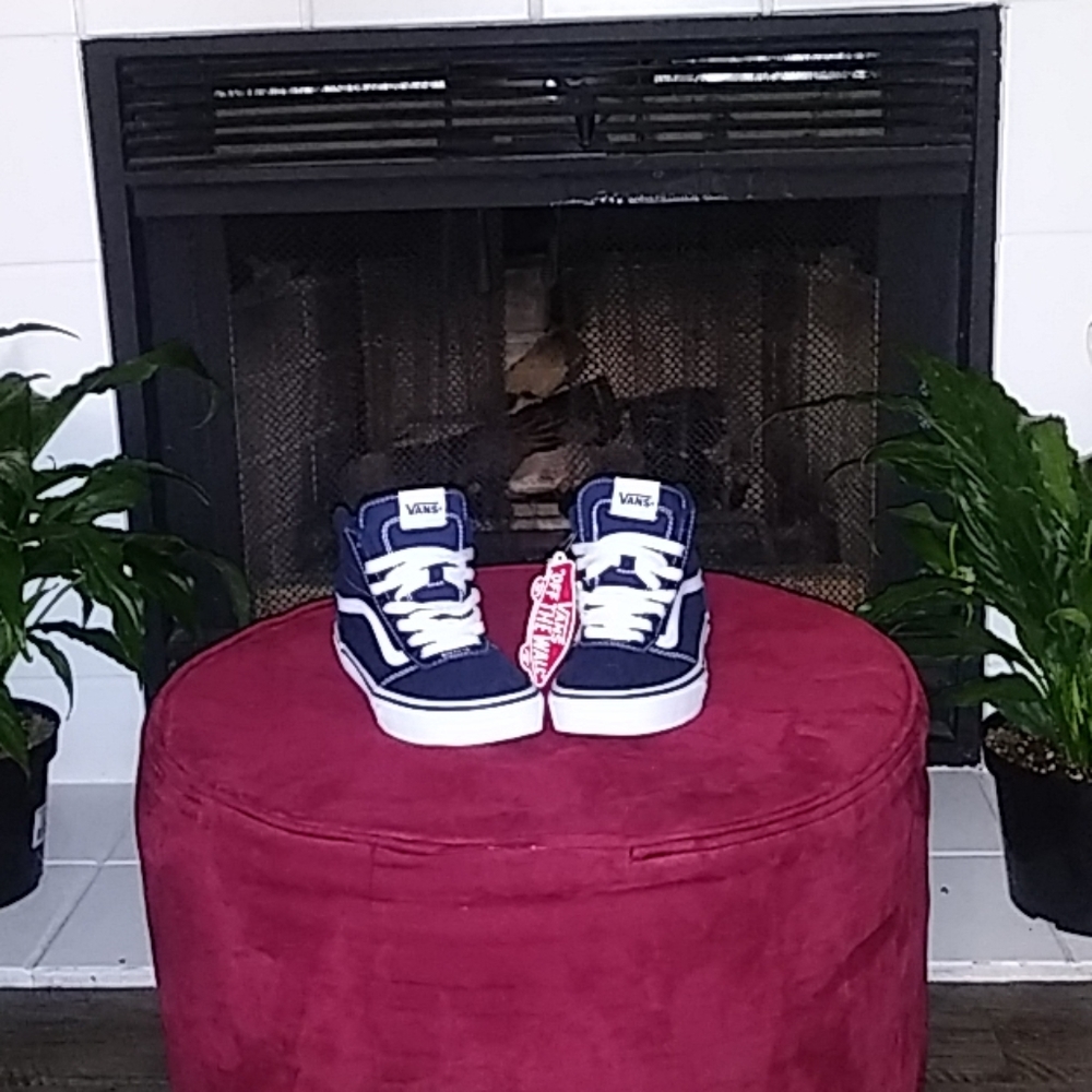 COPY - Vans off the Wall